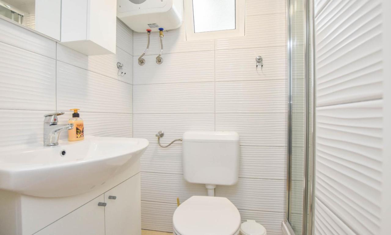 Mobile Home Dandelion Biograd Na Moru Ngoại thất bức ảnh