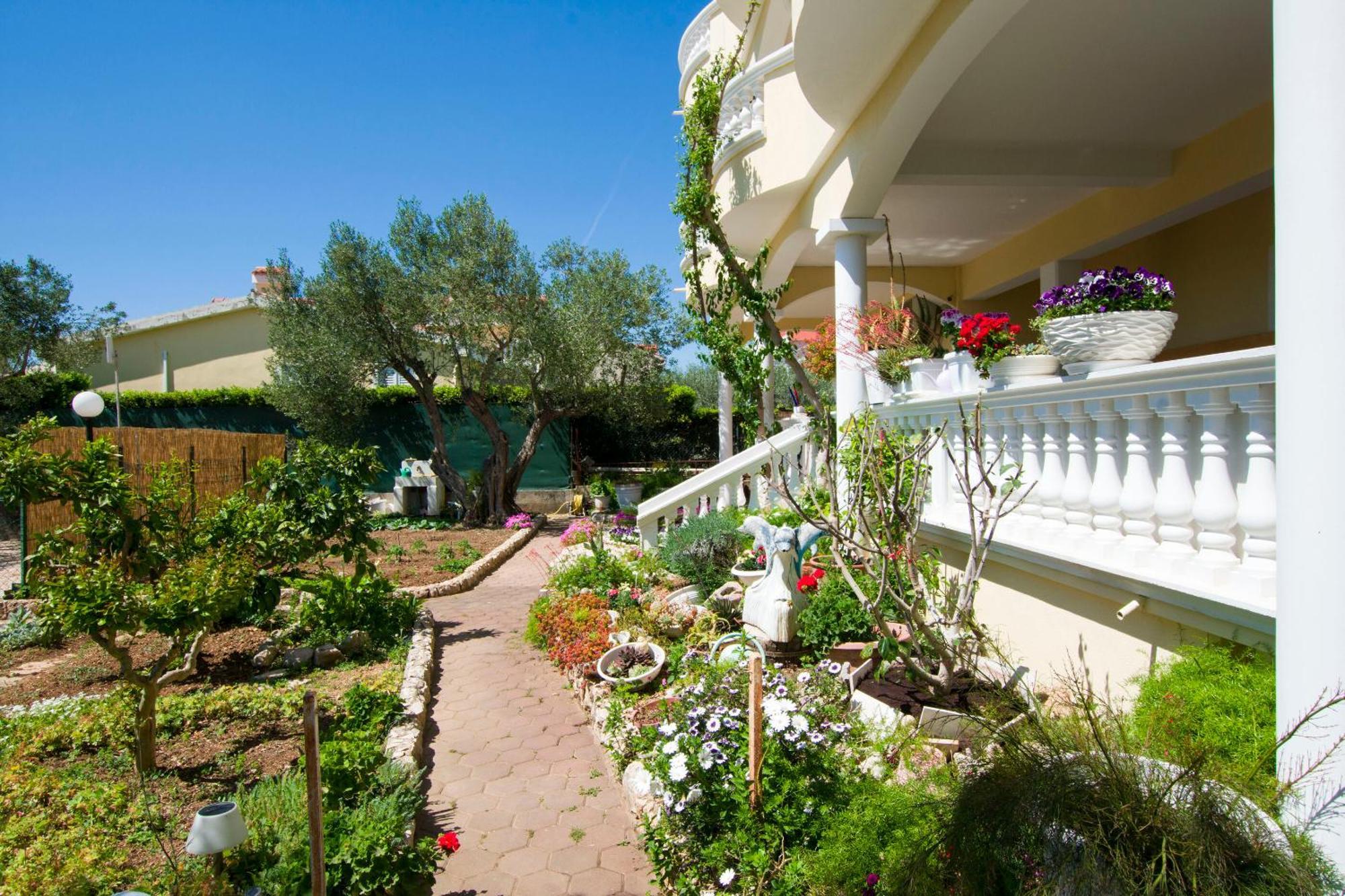 Mobile Home Dandelion Biograd Na Moru Ngoại thất bức ảnh